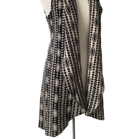 MOTH Anthropologie BLACK WHITE PATTERNED WOOL Cardigan Sweater Vest! Size XS! - Picture 6 of 7